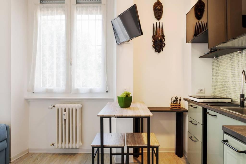 ℒovely&ℰlegant Studio next to Duomo/Missori Milano Eksteriør billede