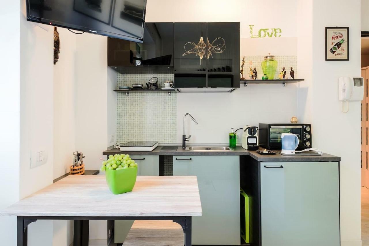 ℒovely&ℰlegant Studio next to Duomo/Missori Milano Eksteriør billede