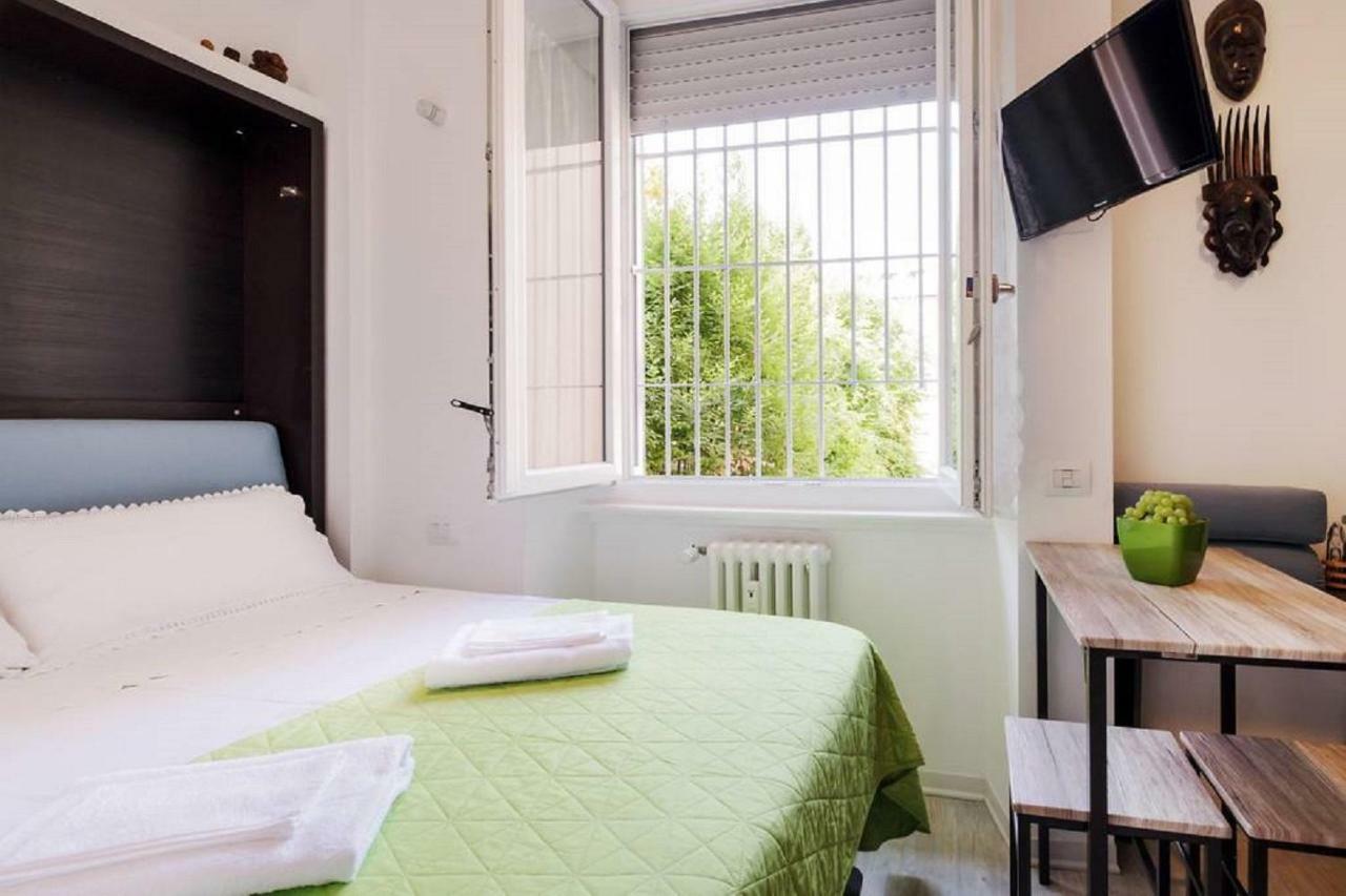 ℒovely&ℰlegant Studio next to Duomo/Missori Milano Eksteriør billede