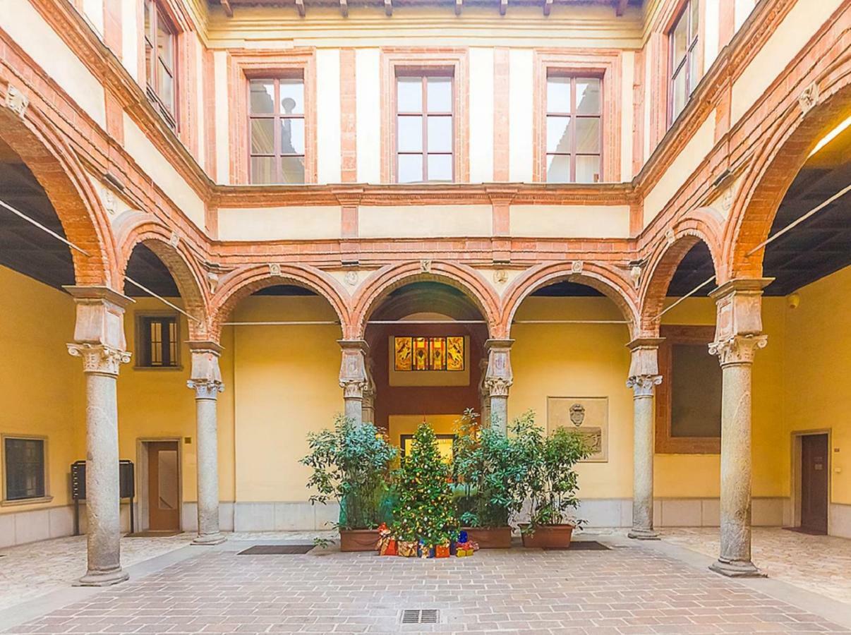 ℒovely&ℰlegant Studio next to Duomo/Missori Milano Eksteriør billede
